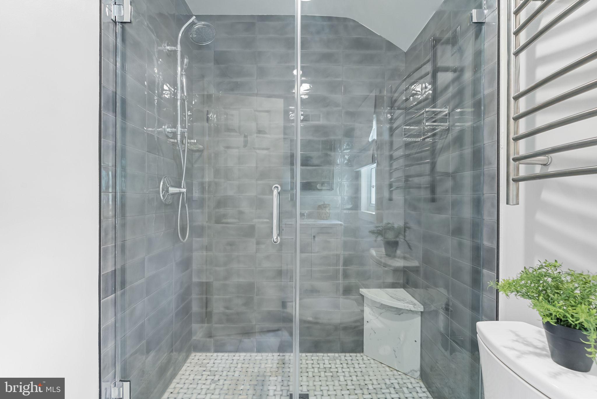 BEVERLY HILLS - Residential