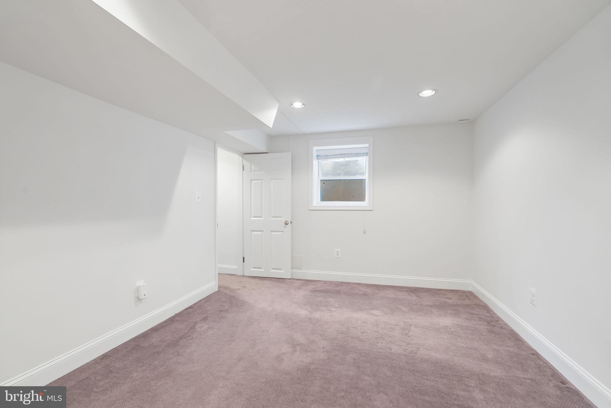 BEVERLY HILLS - Residential