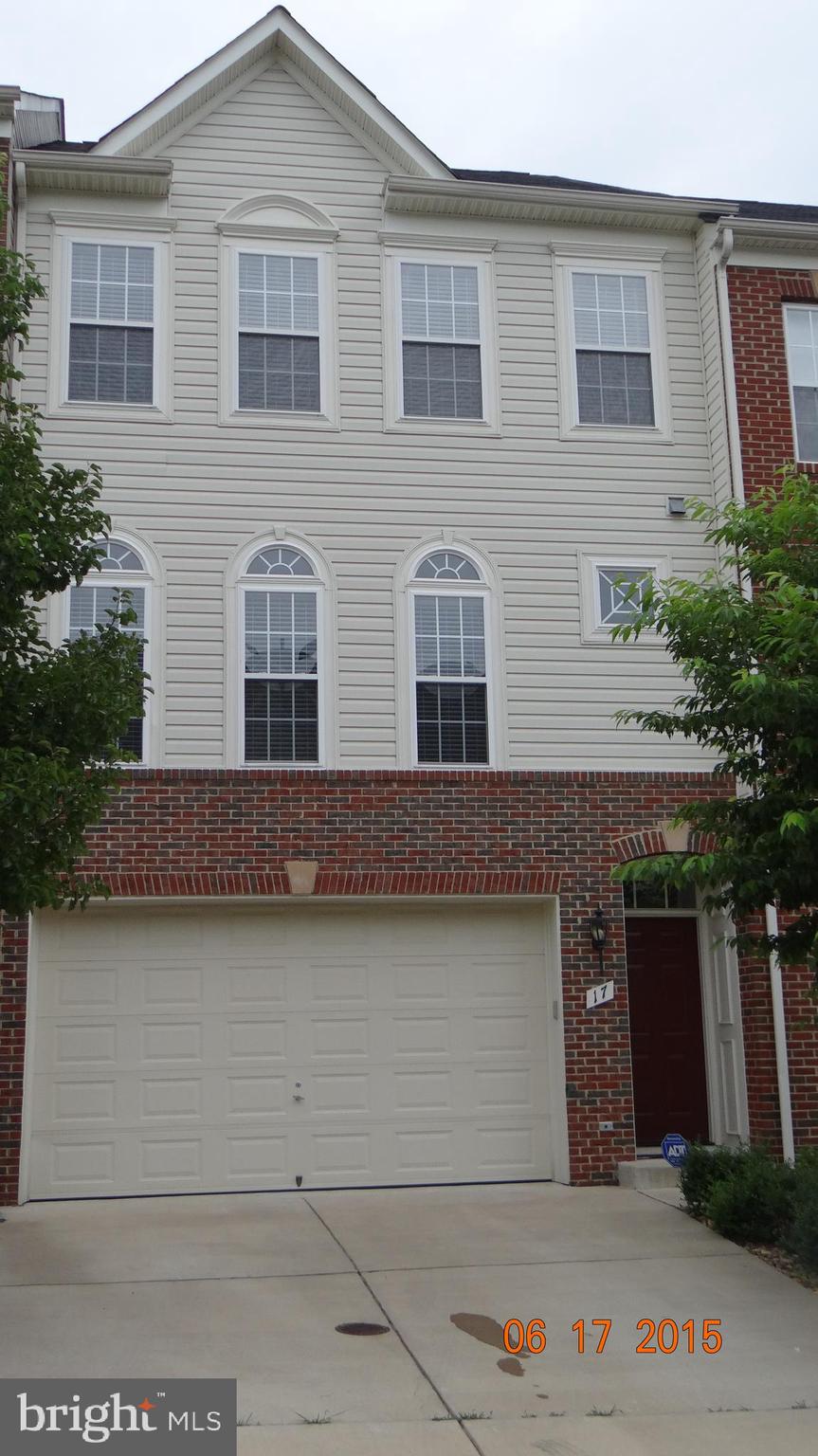 WOODSTREAM - Residential Lease