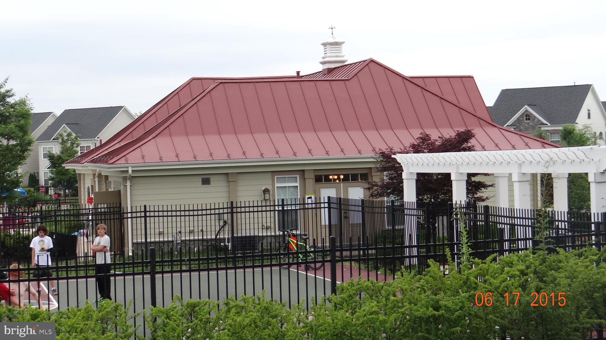 WOODSTREAM - Residential Lease