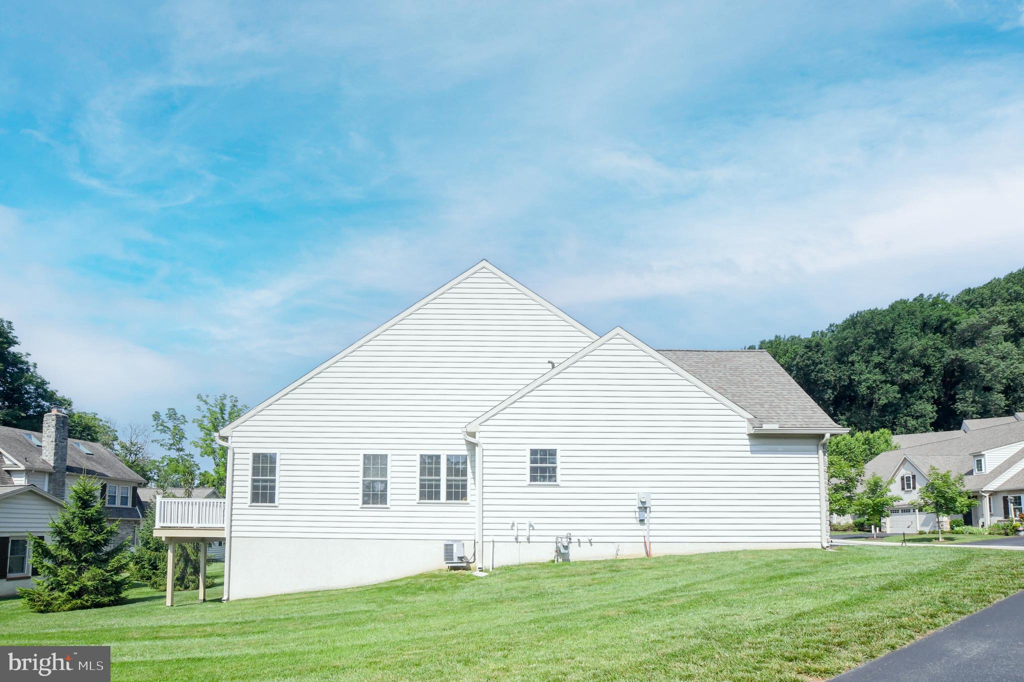 1309 S RED MAPLE WAY