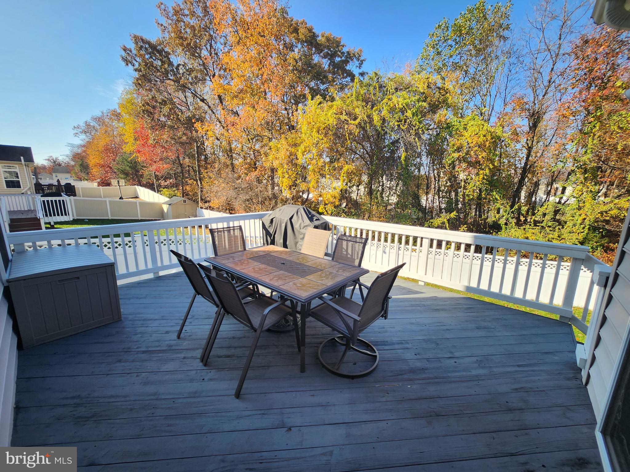 NORTH POINTE SUB - Residential