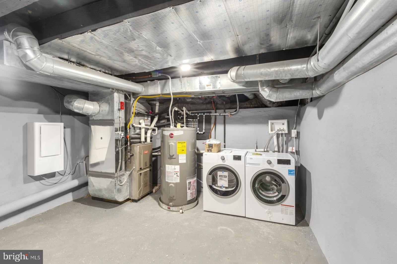 FISHTOWN - Residential Lease