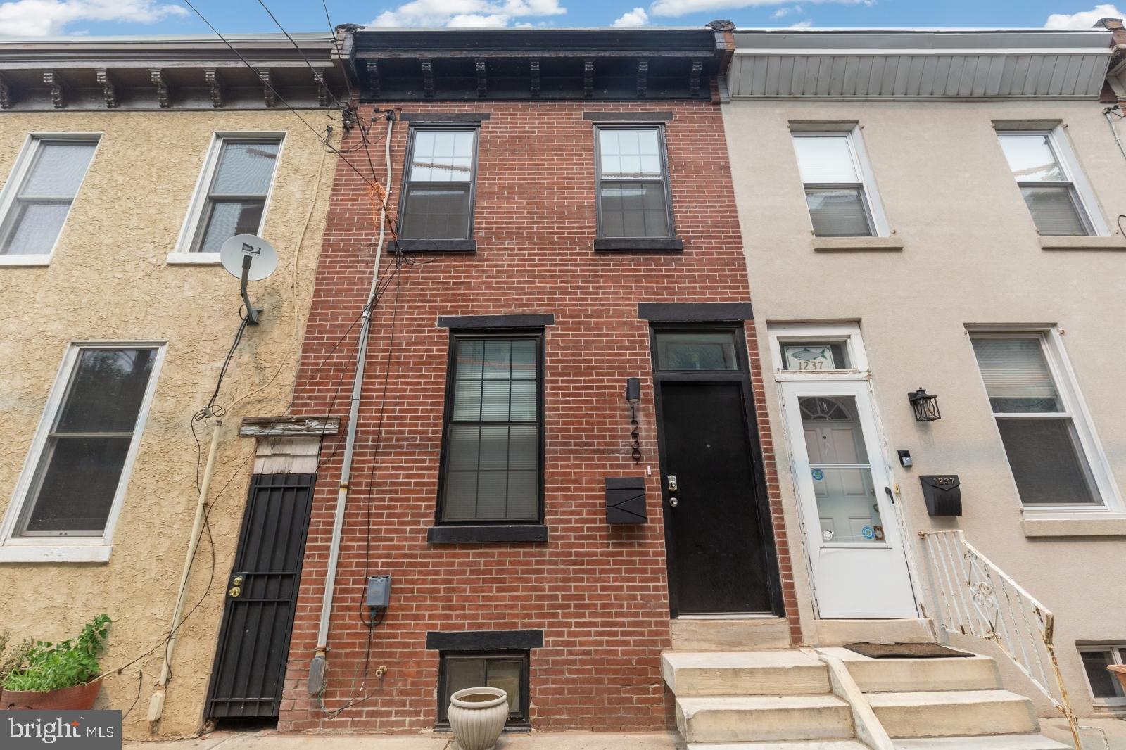 FISHTOWN - Residential Lease