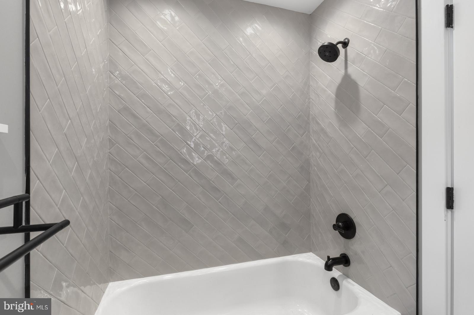 FISHTOWN - Residential Lease