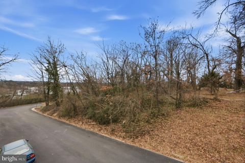 2500 57TH AVENUE HYATTSVILLE MD 20785