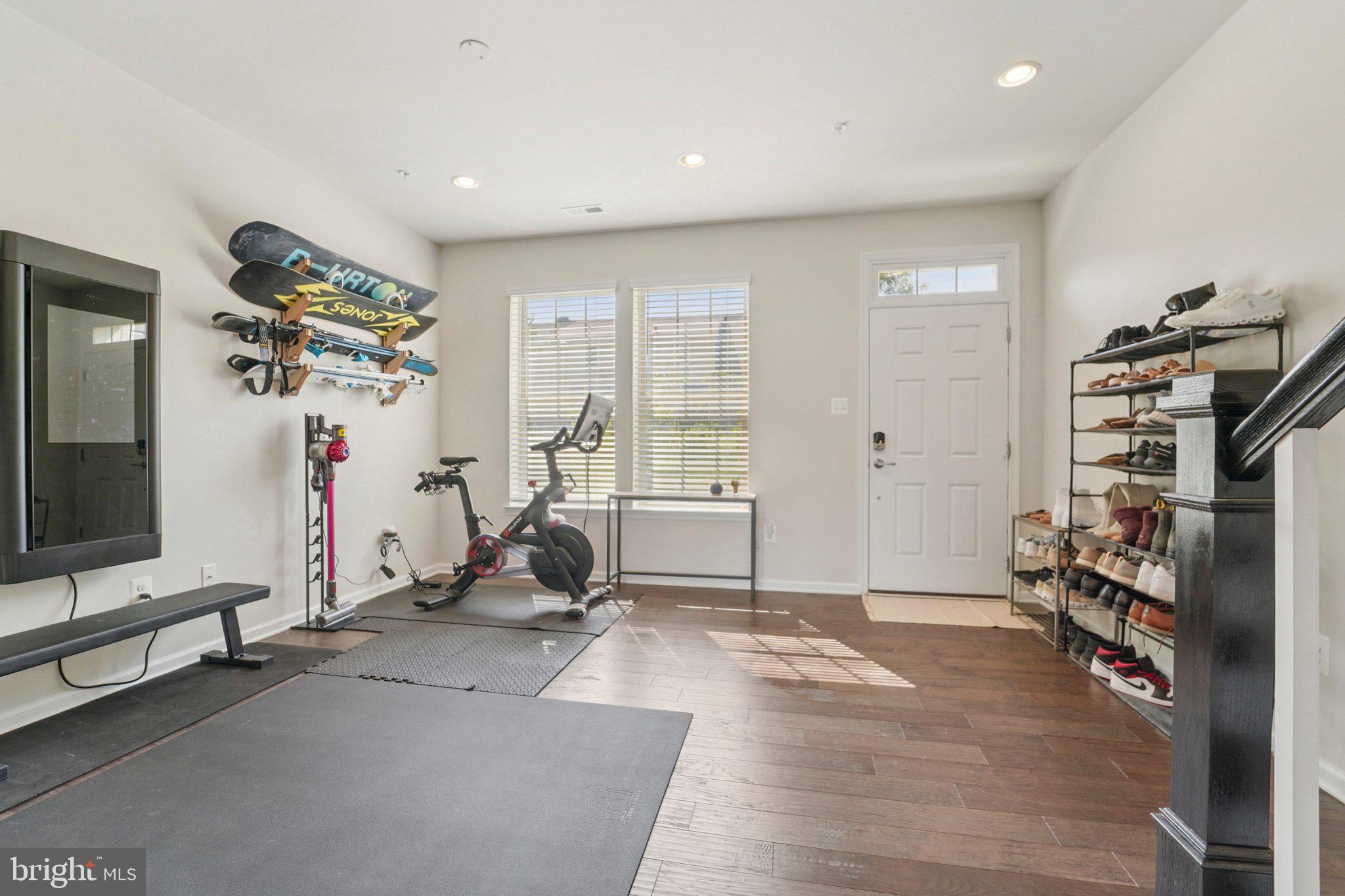 7812 ROSELLA LANE