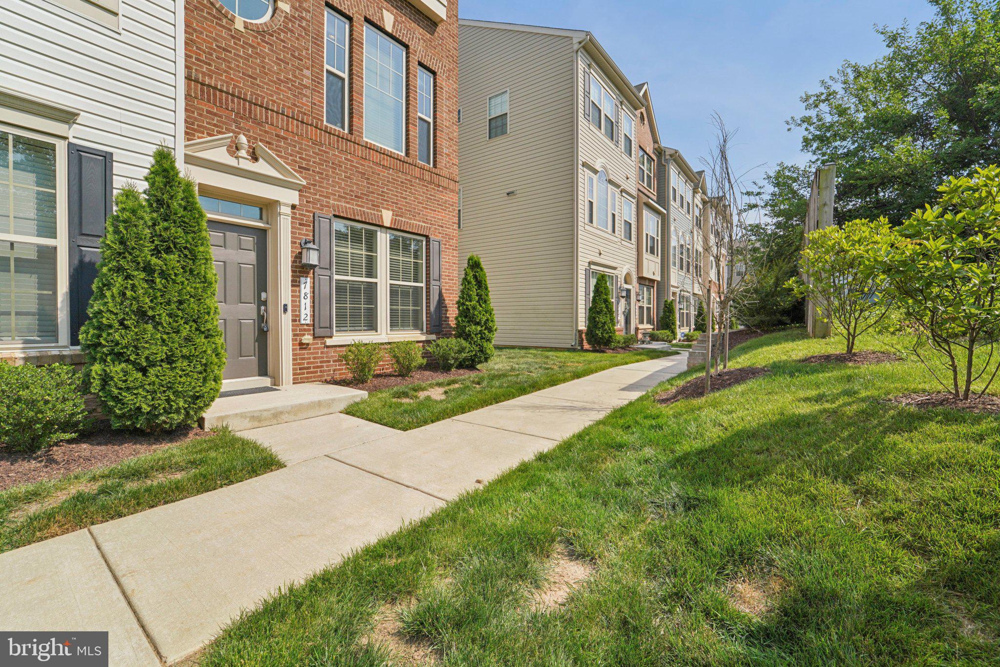 7812 ROSELLA LANE