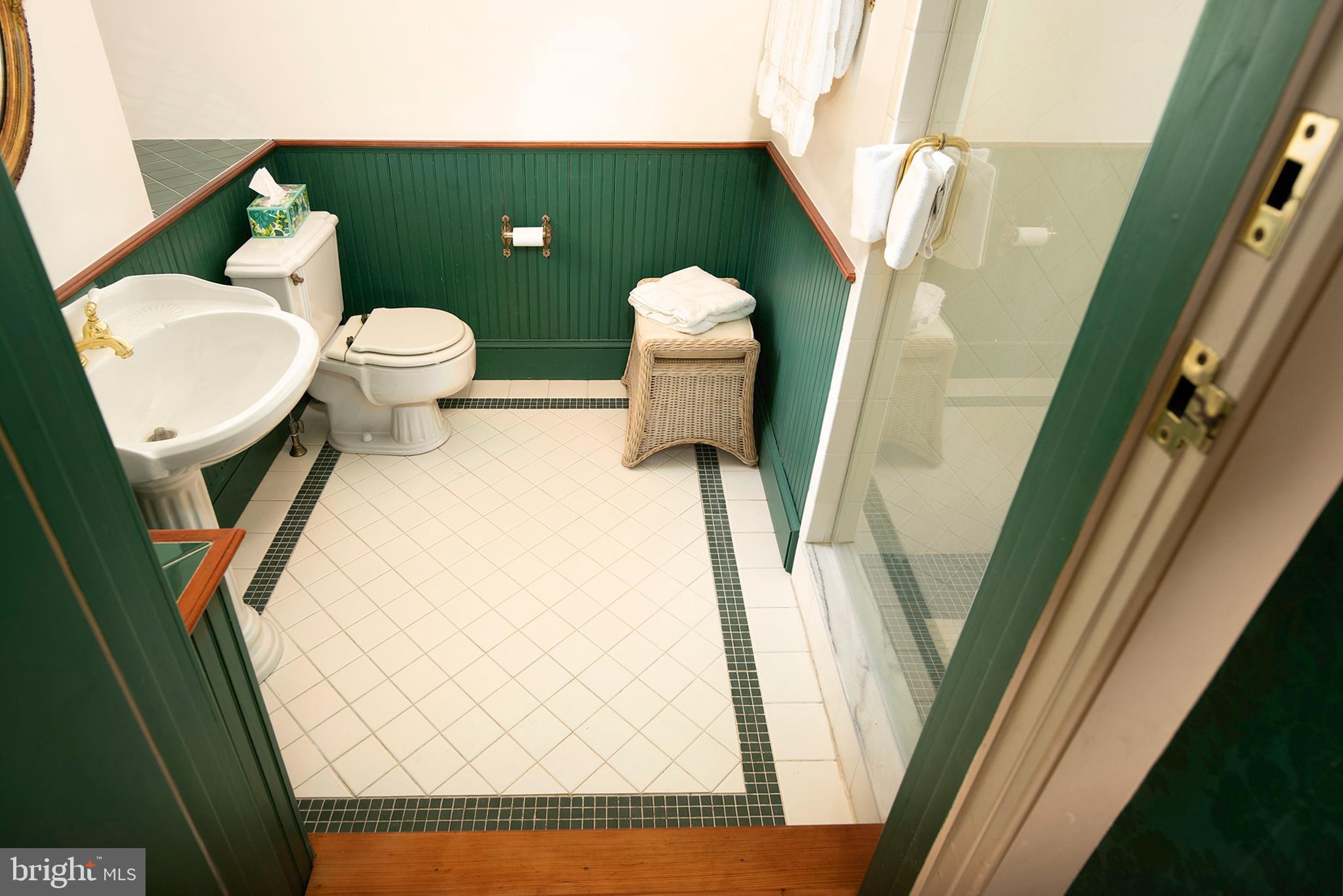 MELITOTA - Residential