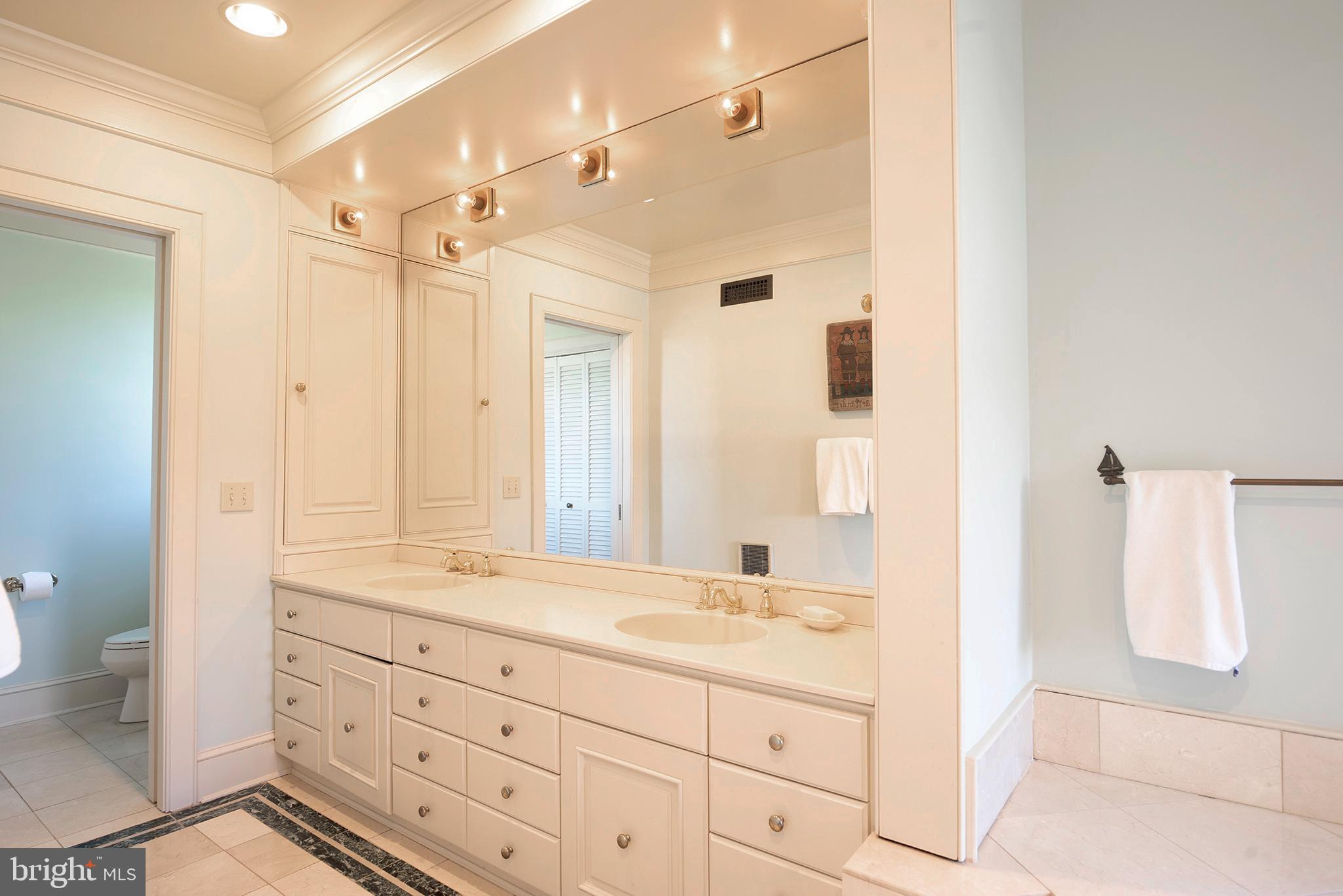 MELITOTA - Residential