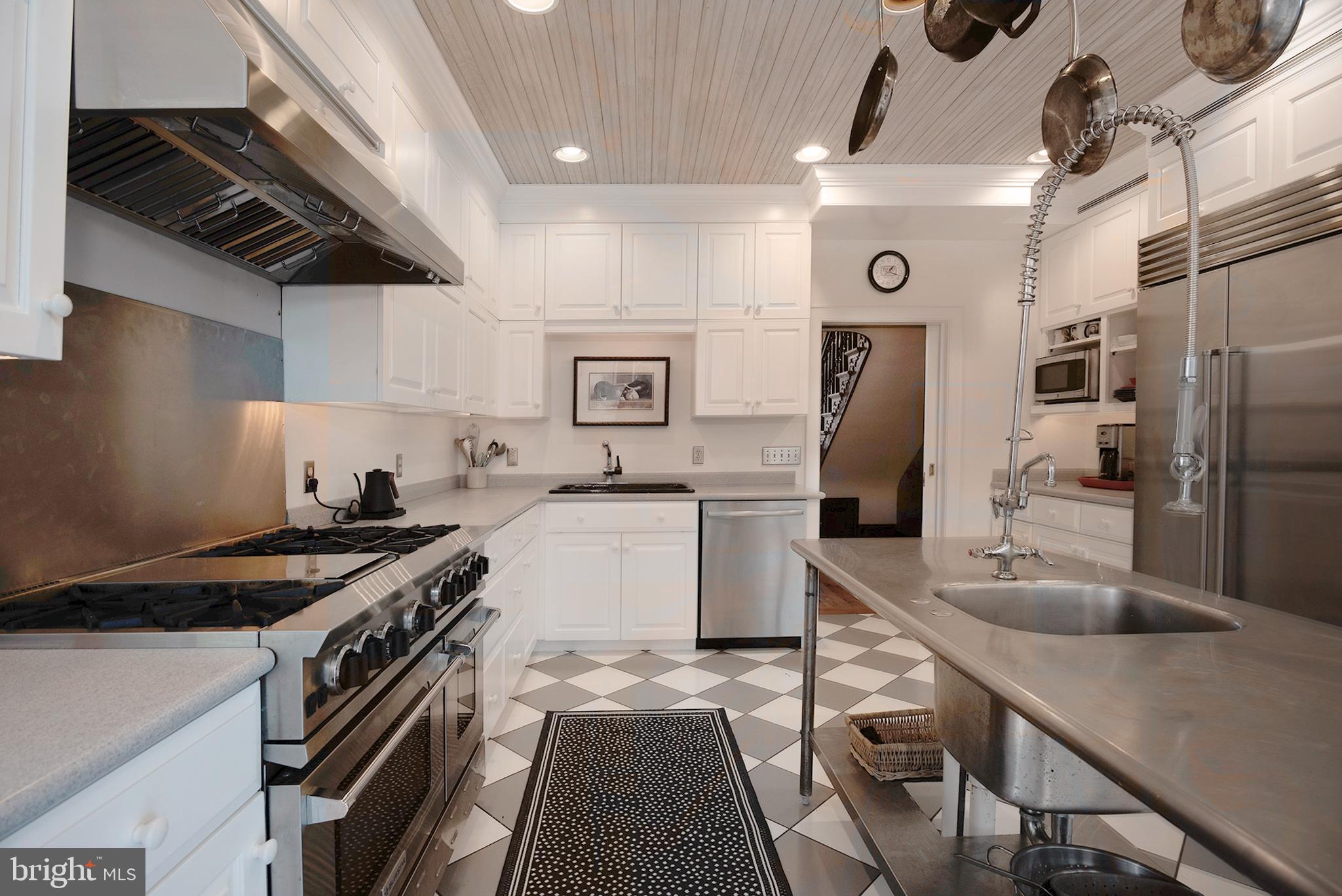 MELITOTA - Residential