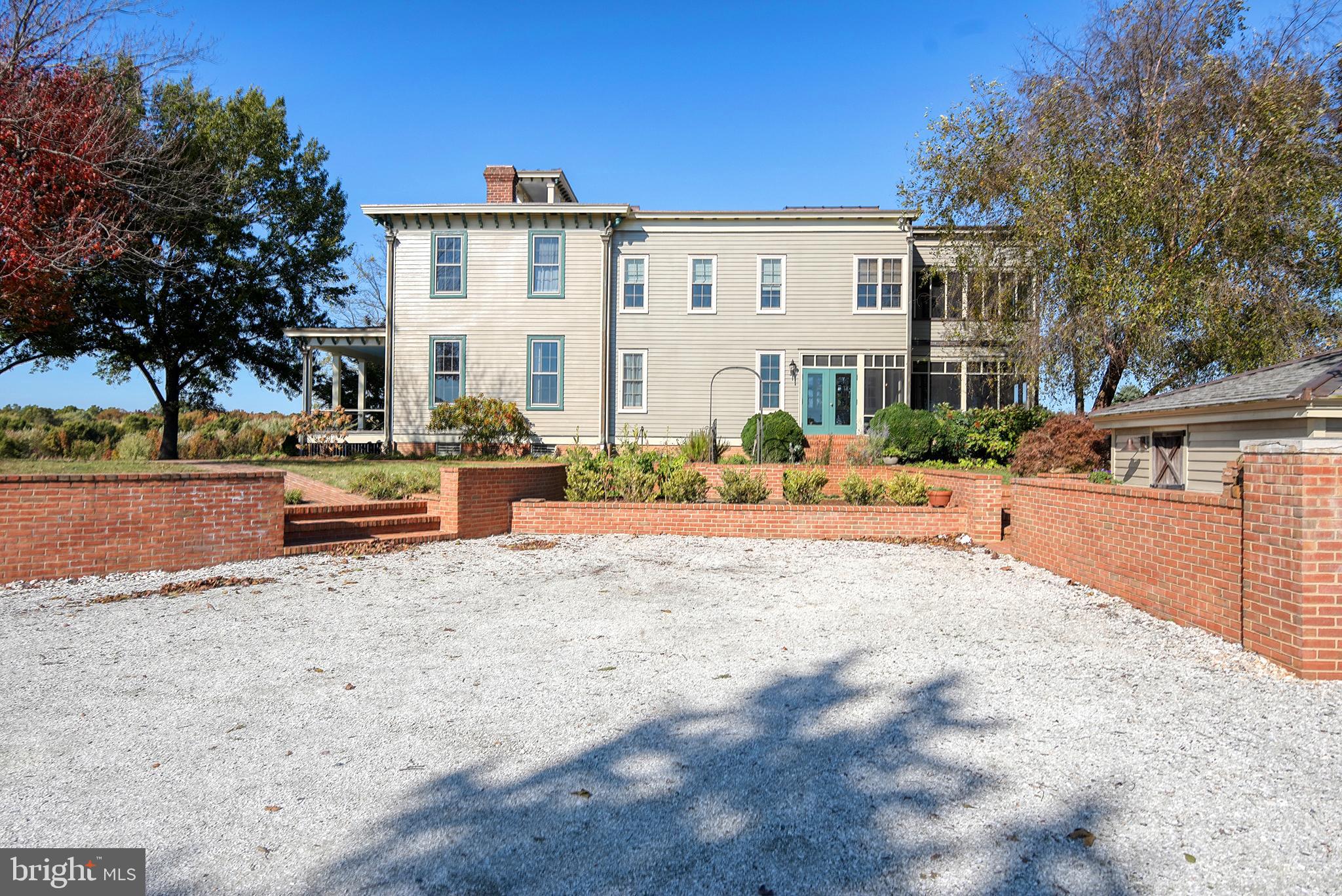 MELITOTA - Residential