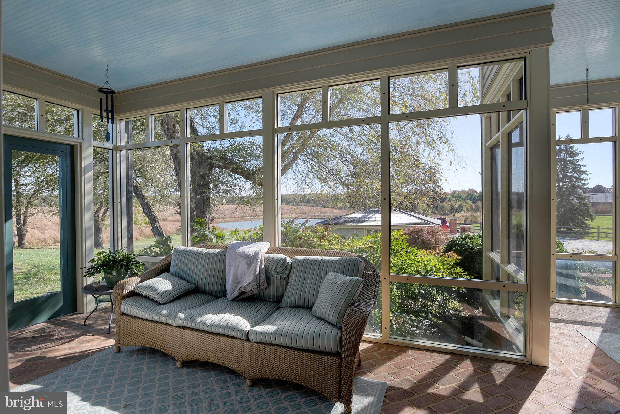 MELITOTA - Residential