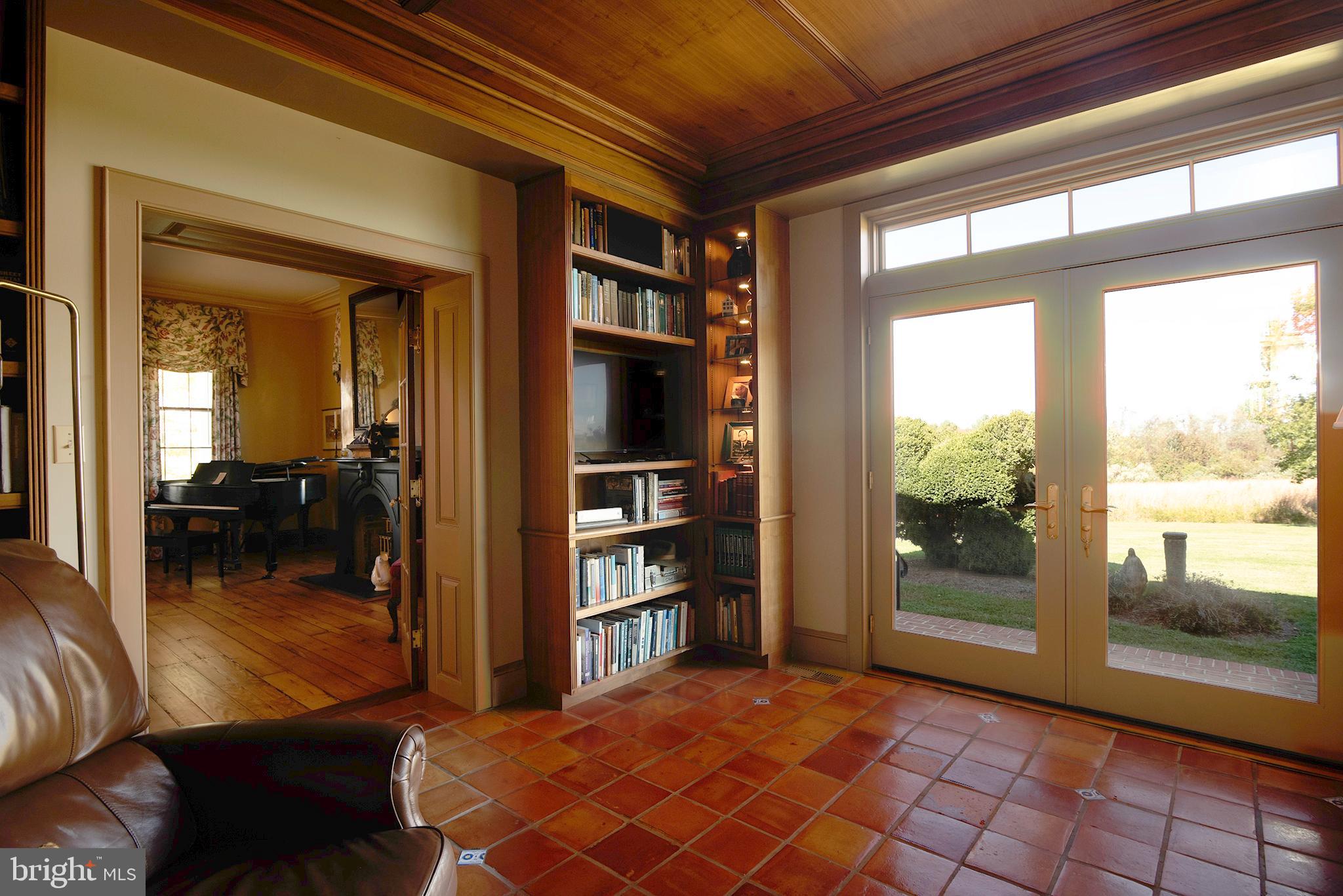 MELITOTA - Residential