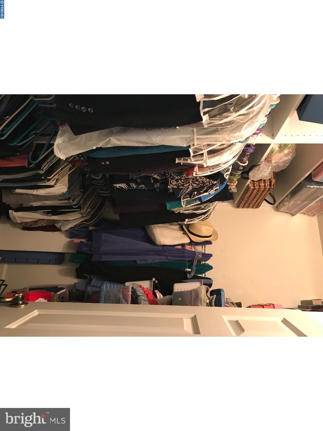 FOX HILL FARM - Residential