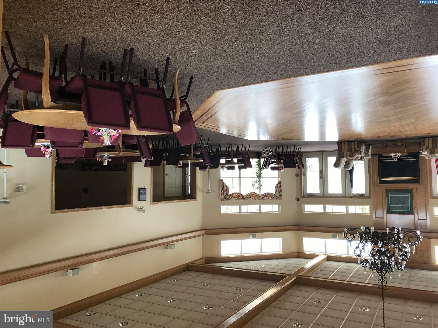 FOX HILL FARM - Residential