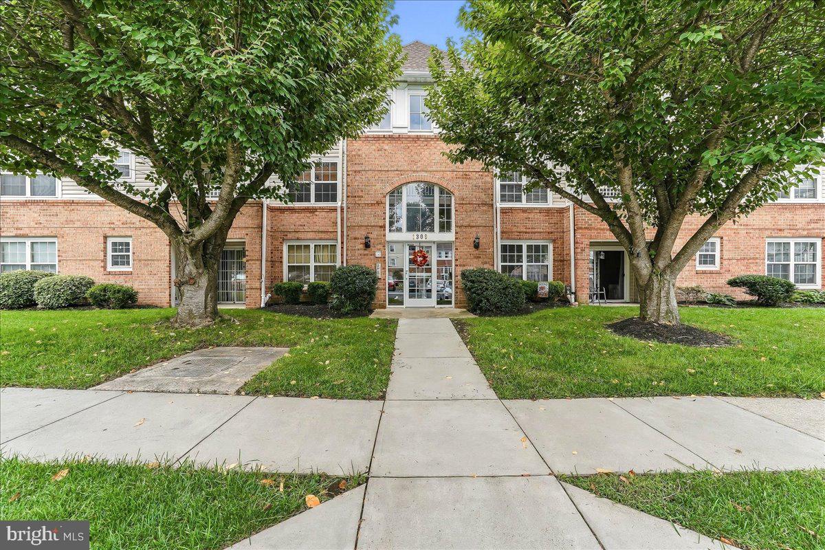 1309 SHERIDAN PLACE D