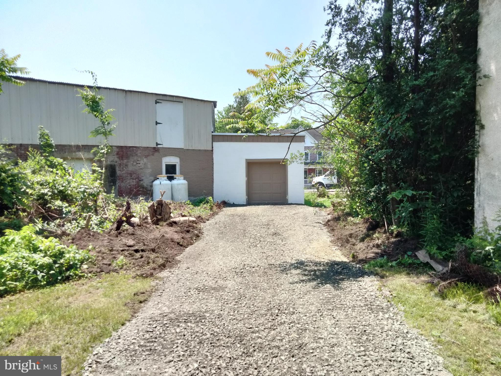 165 W MAIN STREET