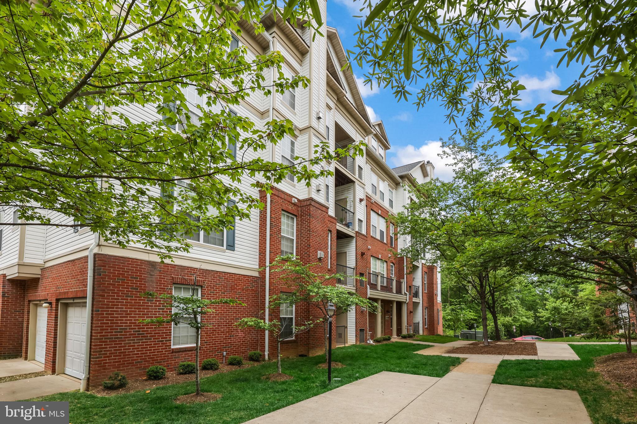 COURTS AT WESCOTT RIDGE - Residential