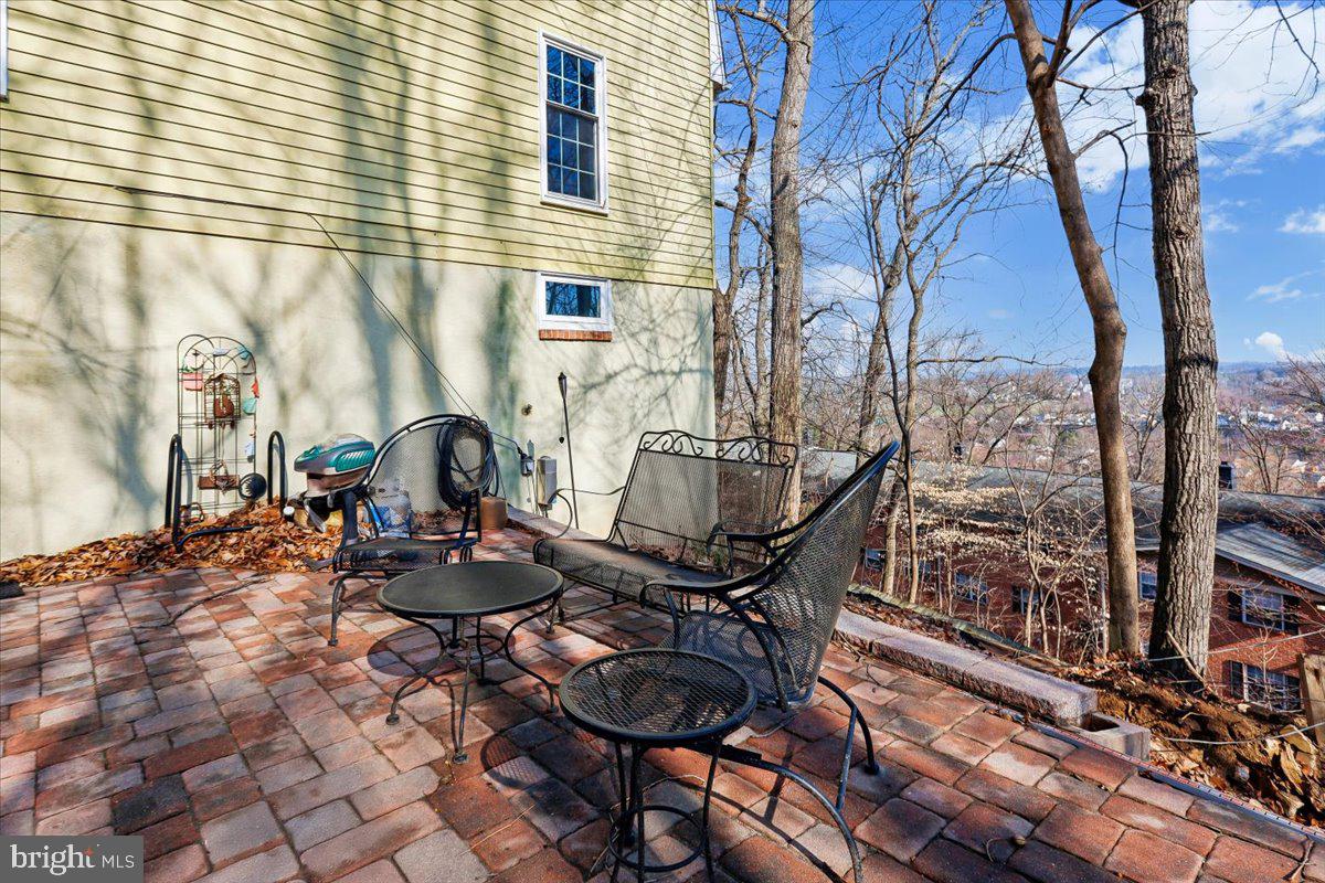 WEST TOWSON - Residential