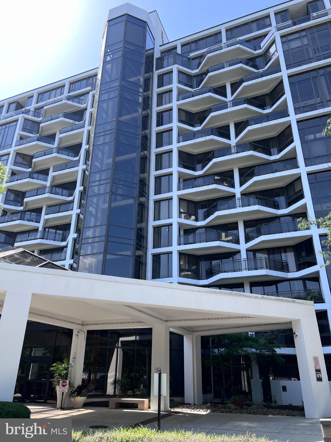 1530 KEY BOULEVARD 317