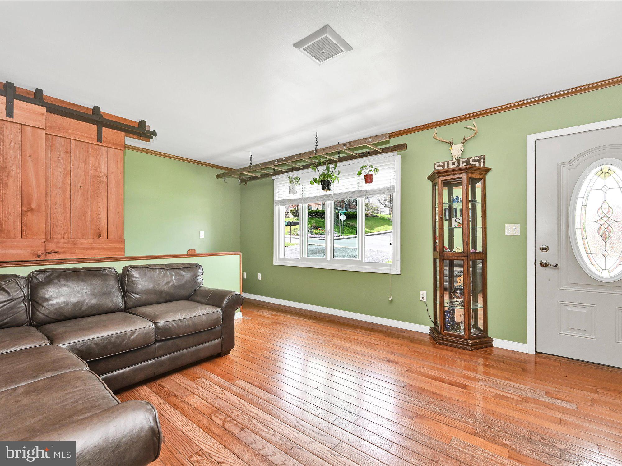 PIONEER ESTATES - Residential