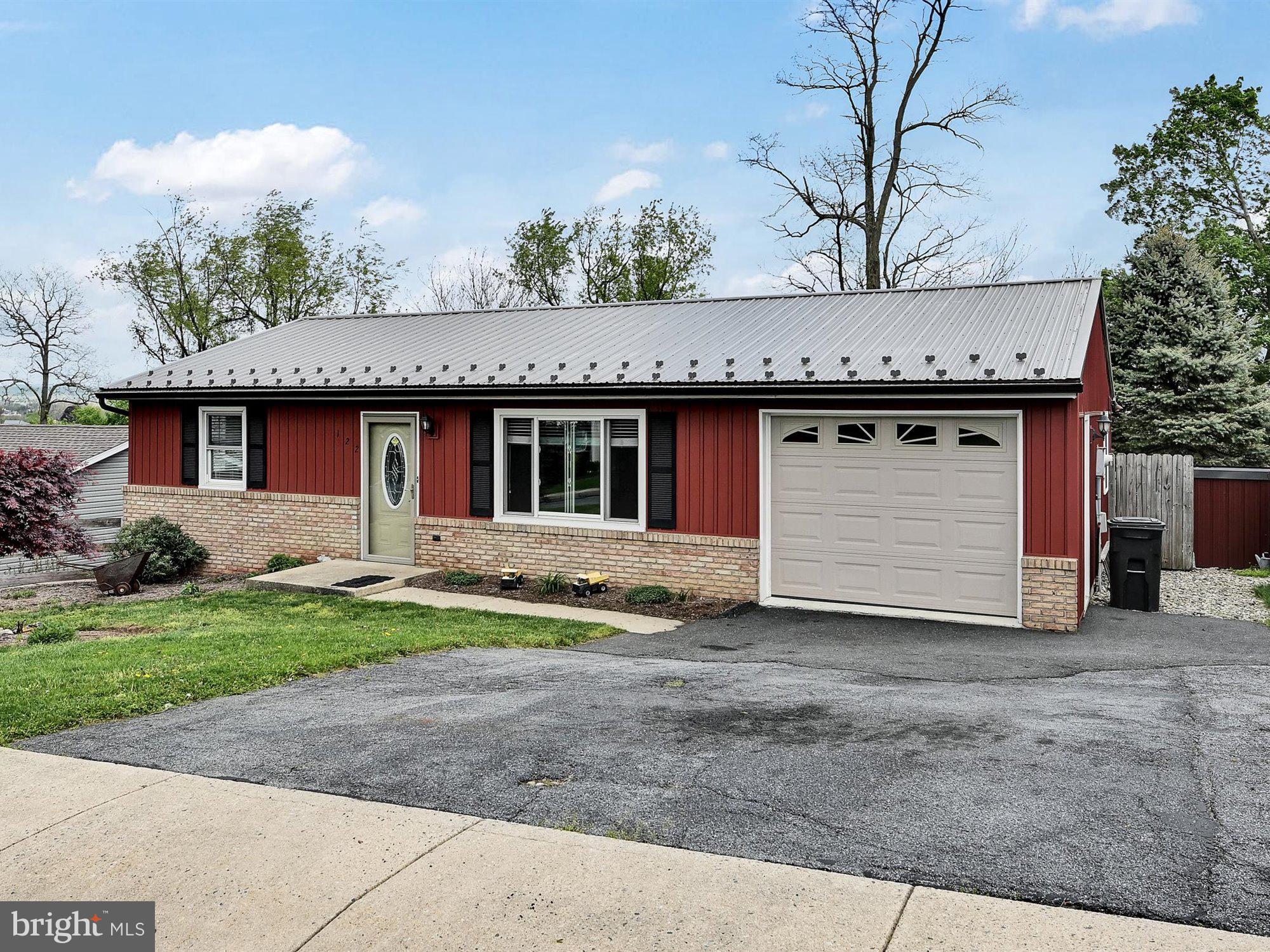 PIONEER ESTATES - Residential