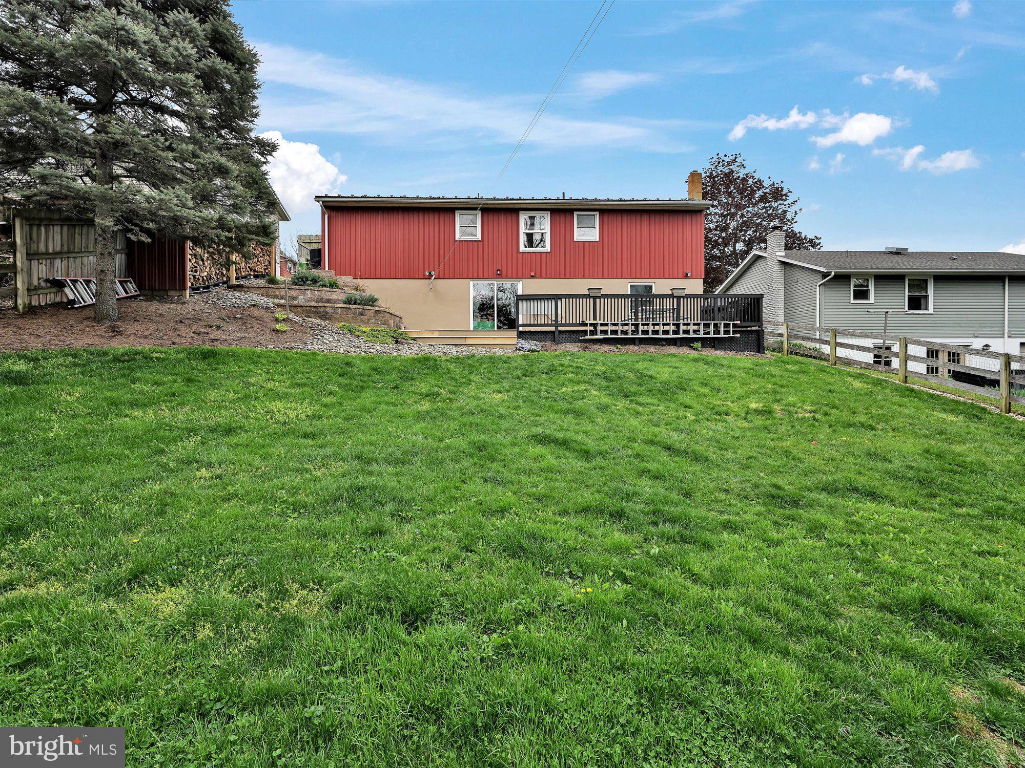 PIONEER ESTATES - Residential