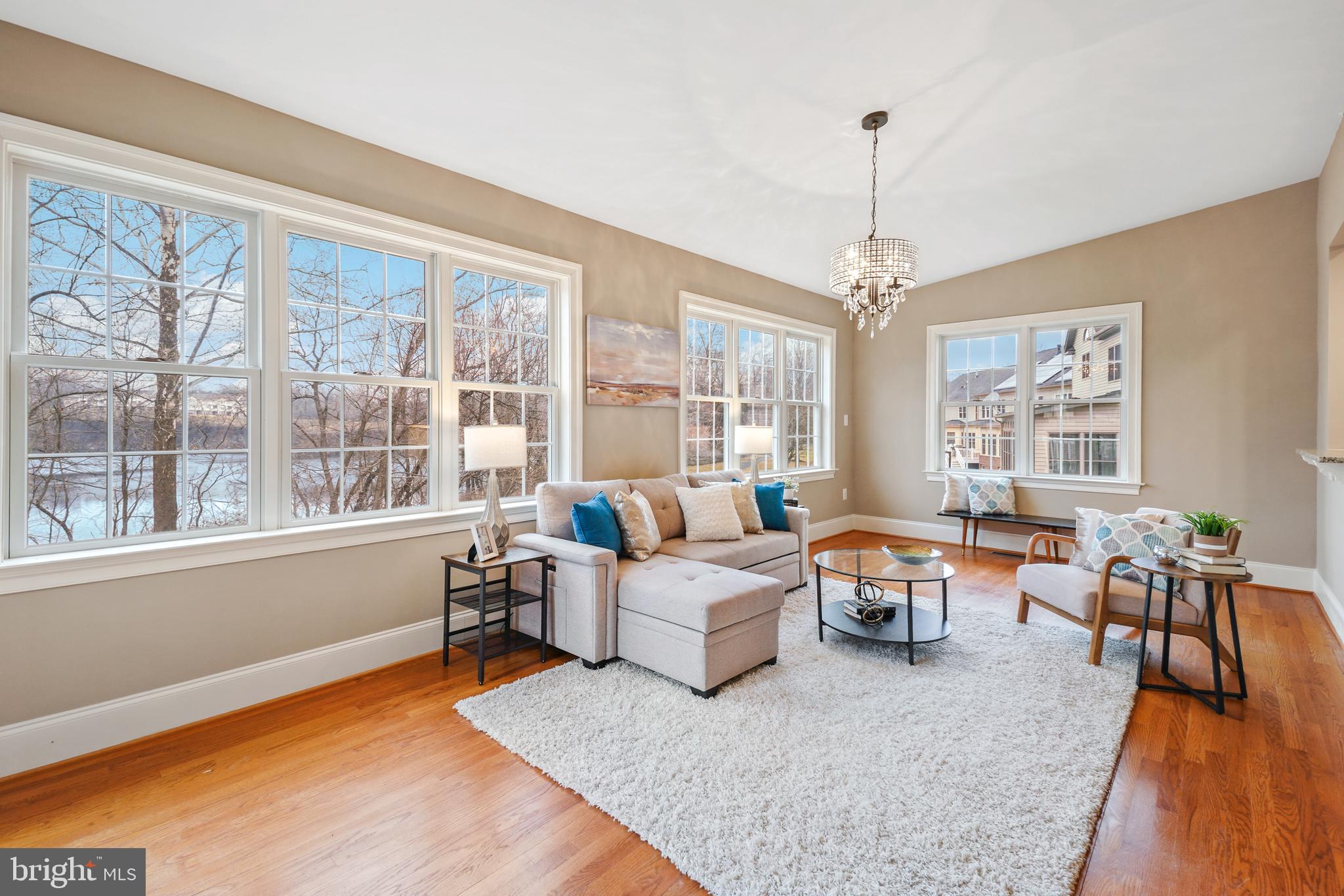 STONE LAKE - Residential