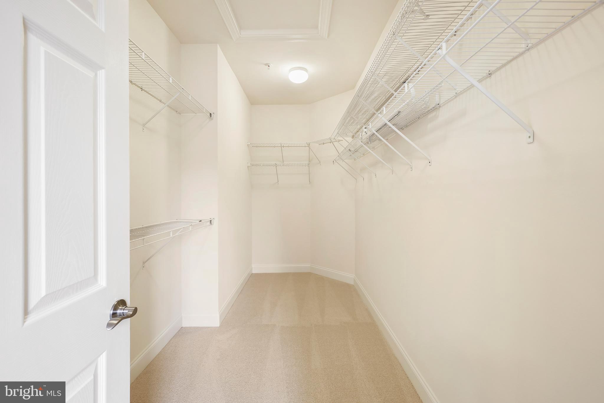 STONE LAKE - Residential