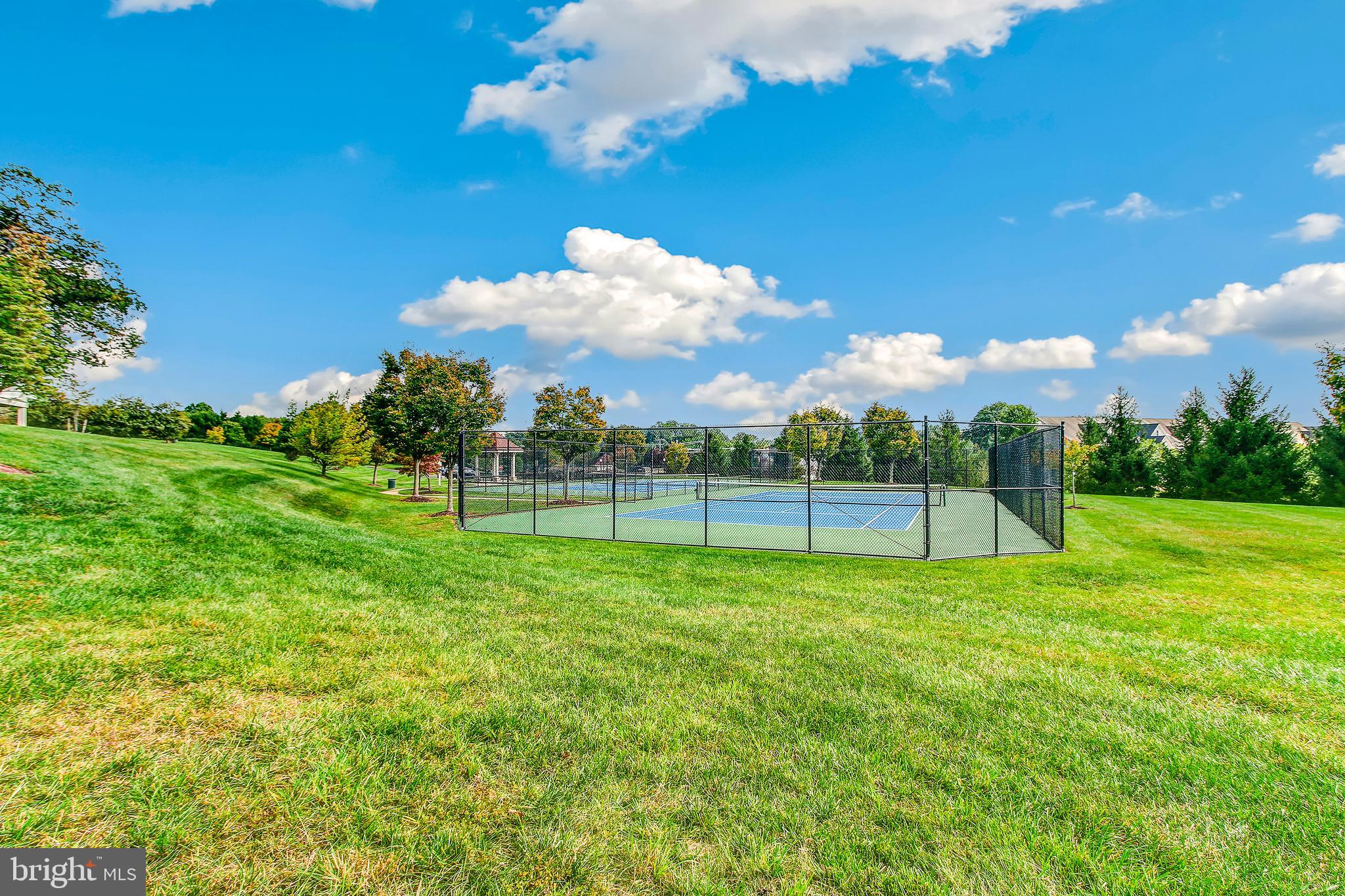 STONE LAKE - Residential