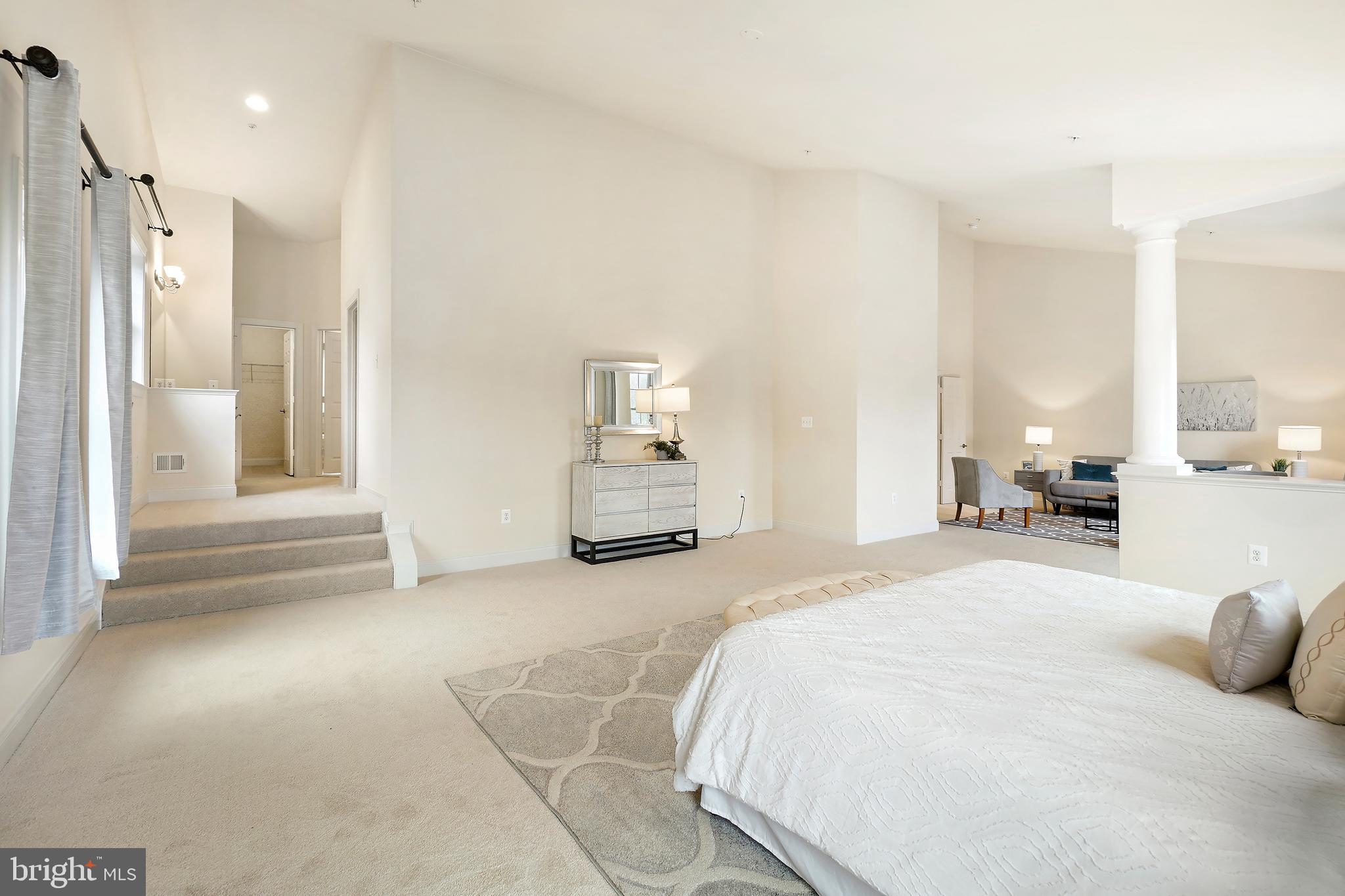 STONE LAKE - Residential