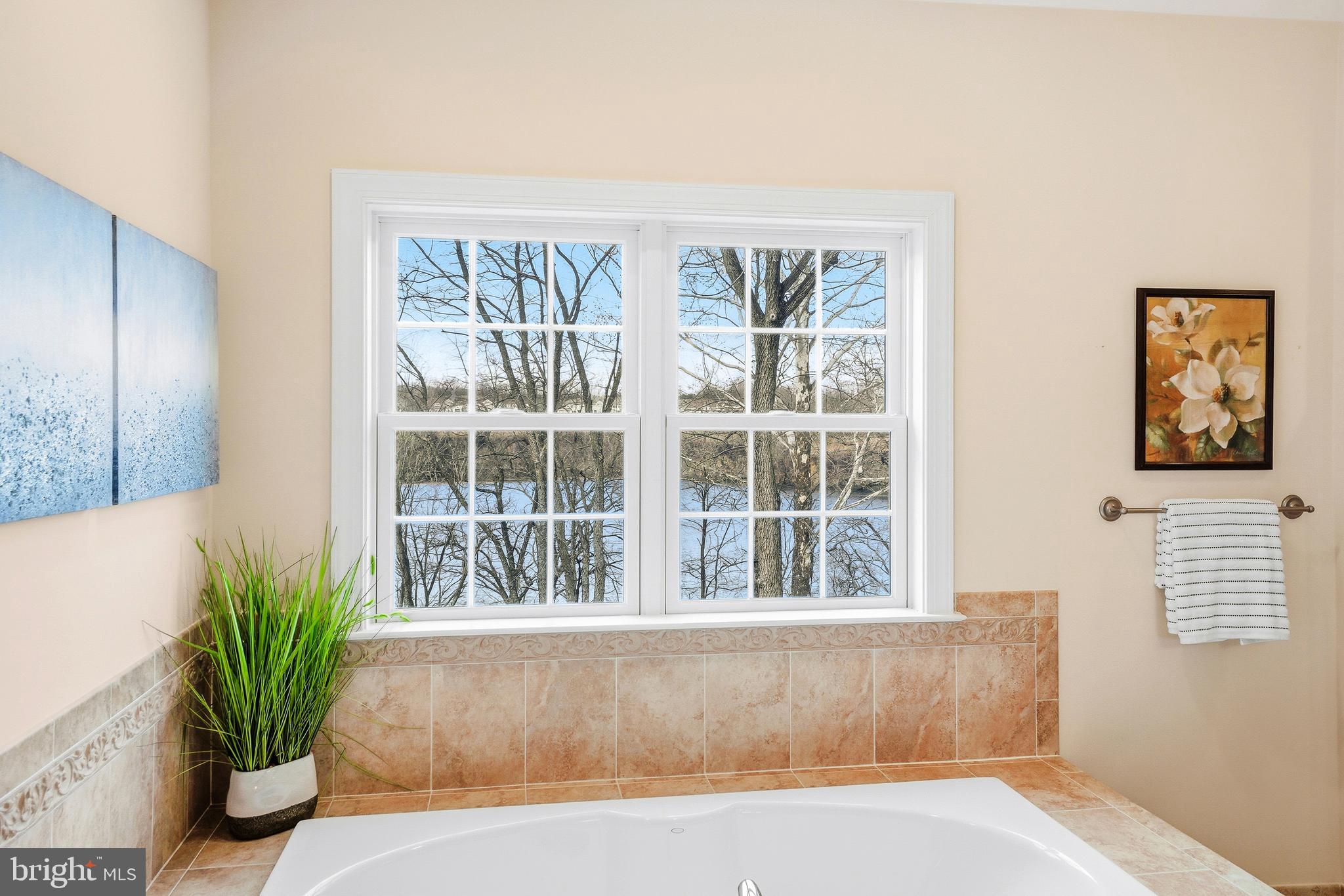 STONE LAKE - Residential