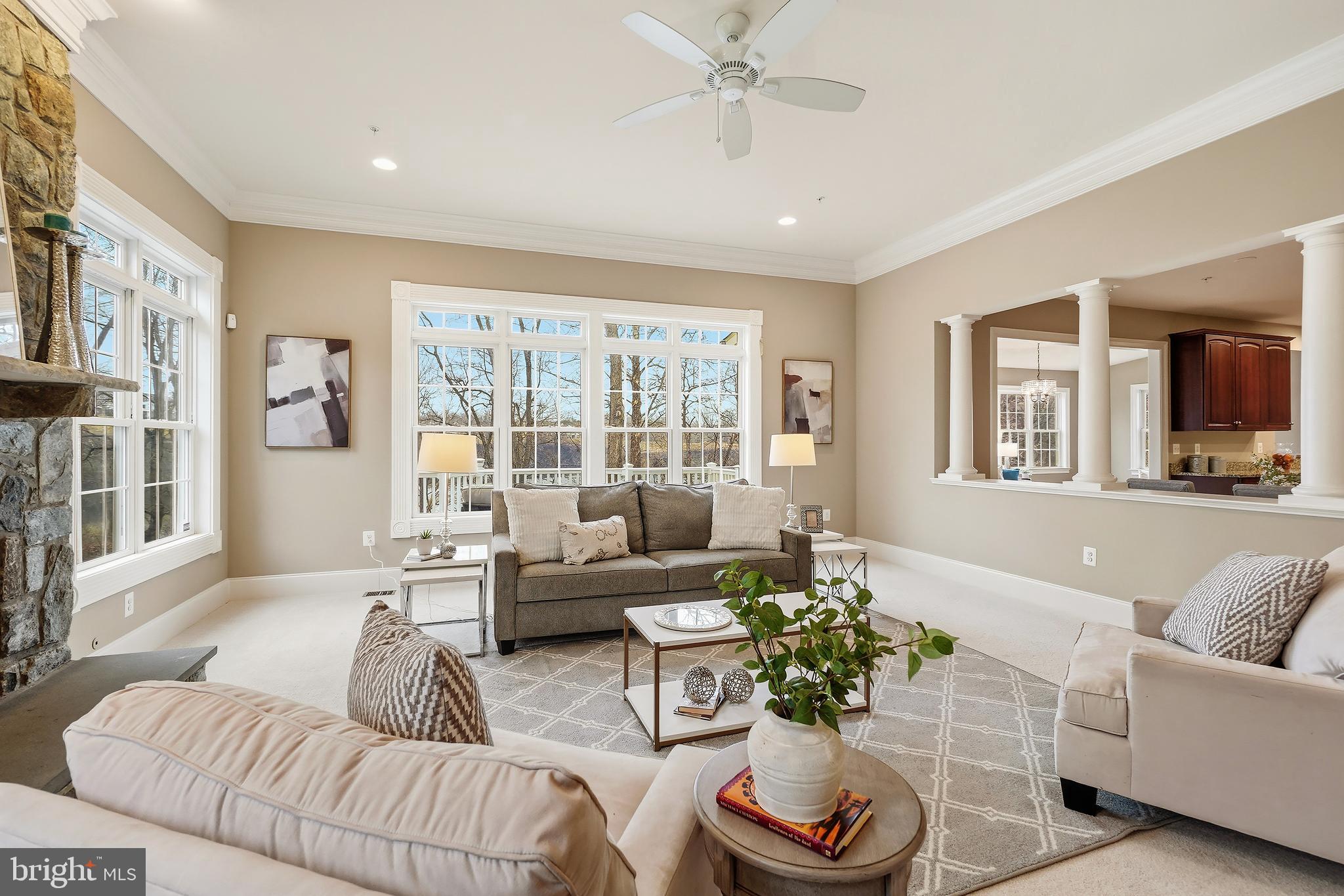 STONE LAKE - Residential