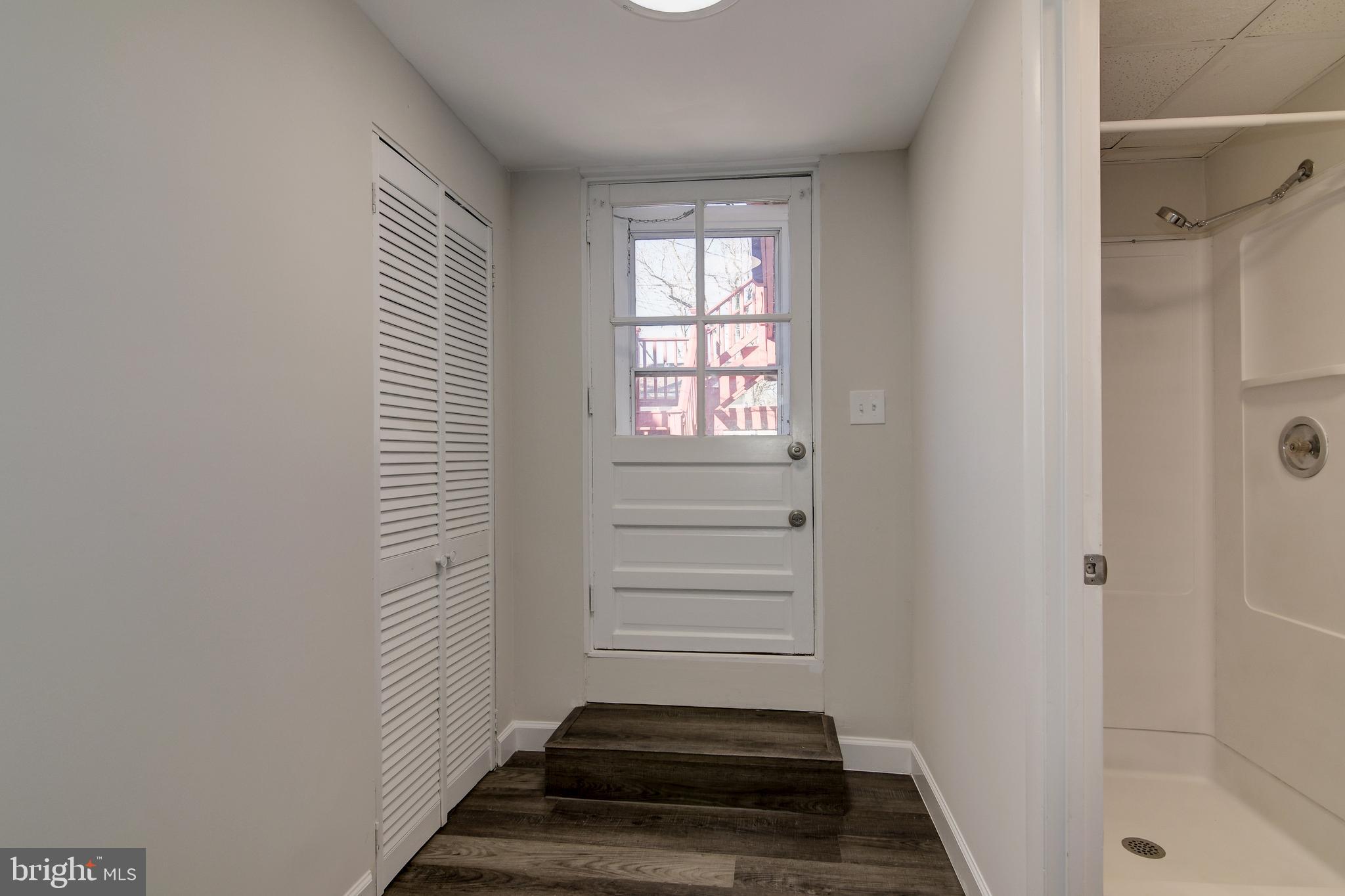 BALLSTON - Residential Lease