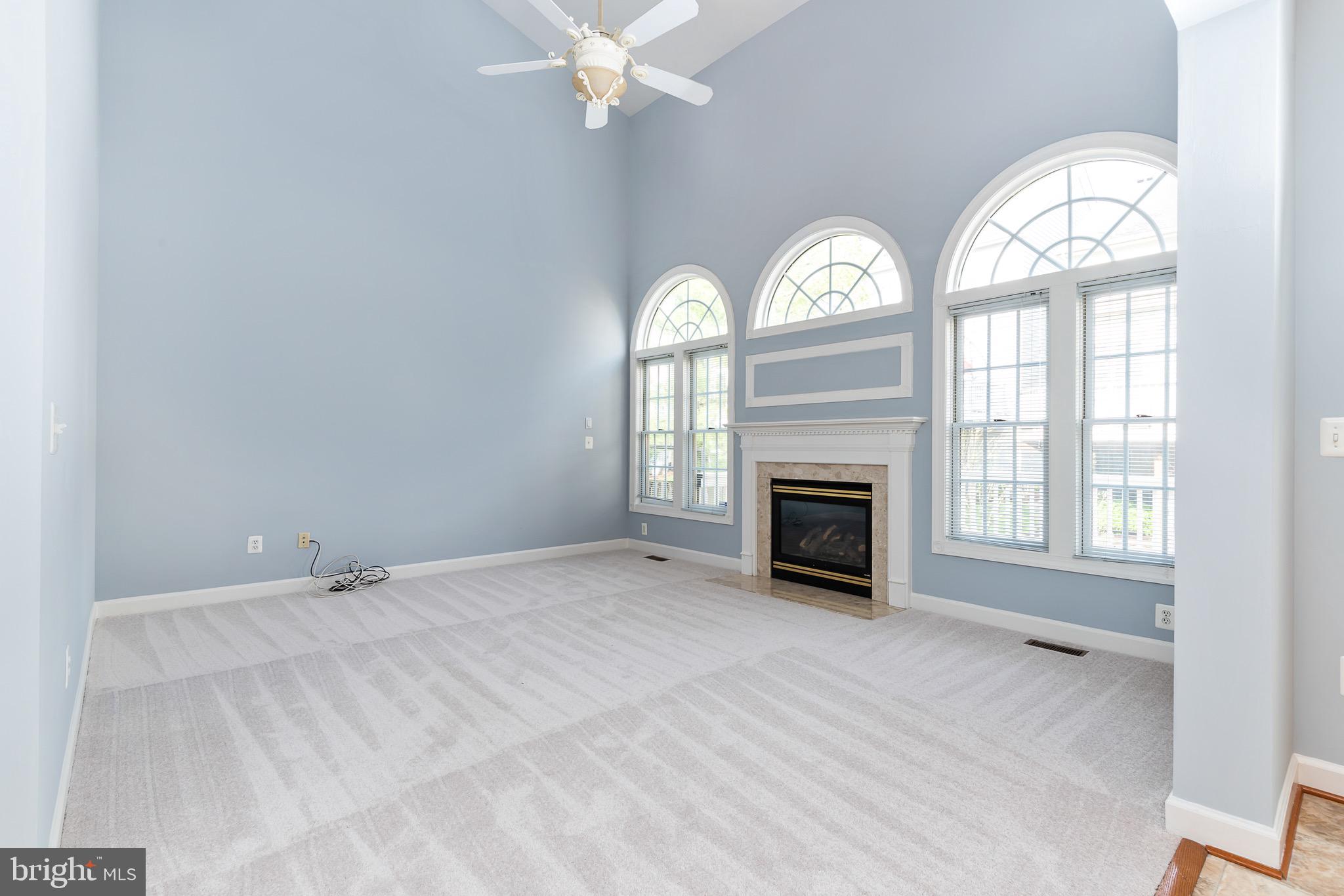 LORTON TOWN CNTR LANDBAY - Residential