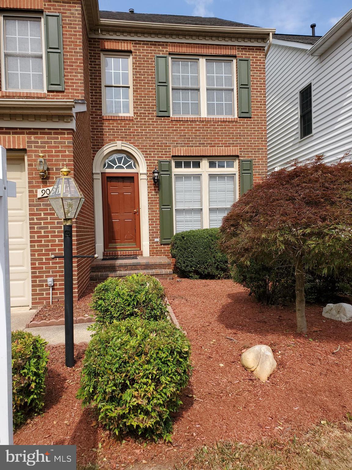 LORTON TOWN CNTR LANDBAY - Residential