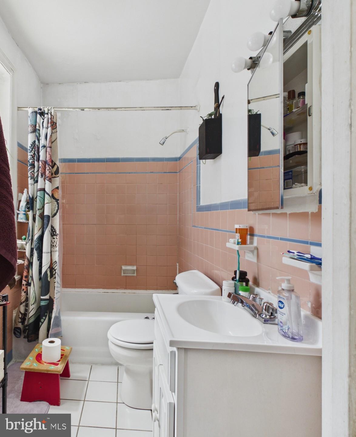 4700 CEDAR AVENUE