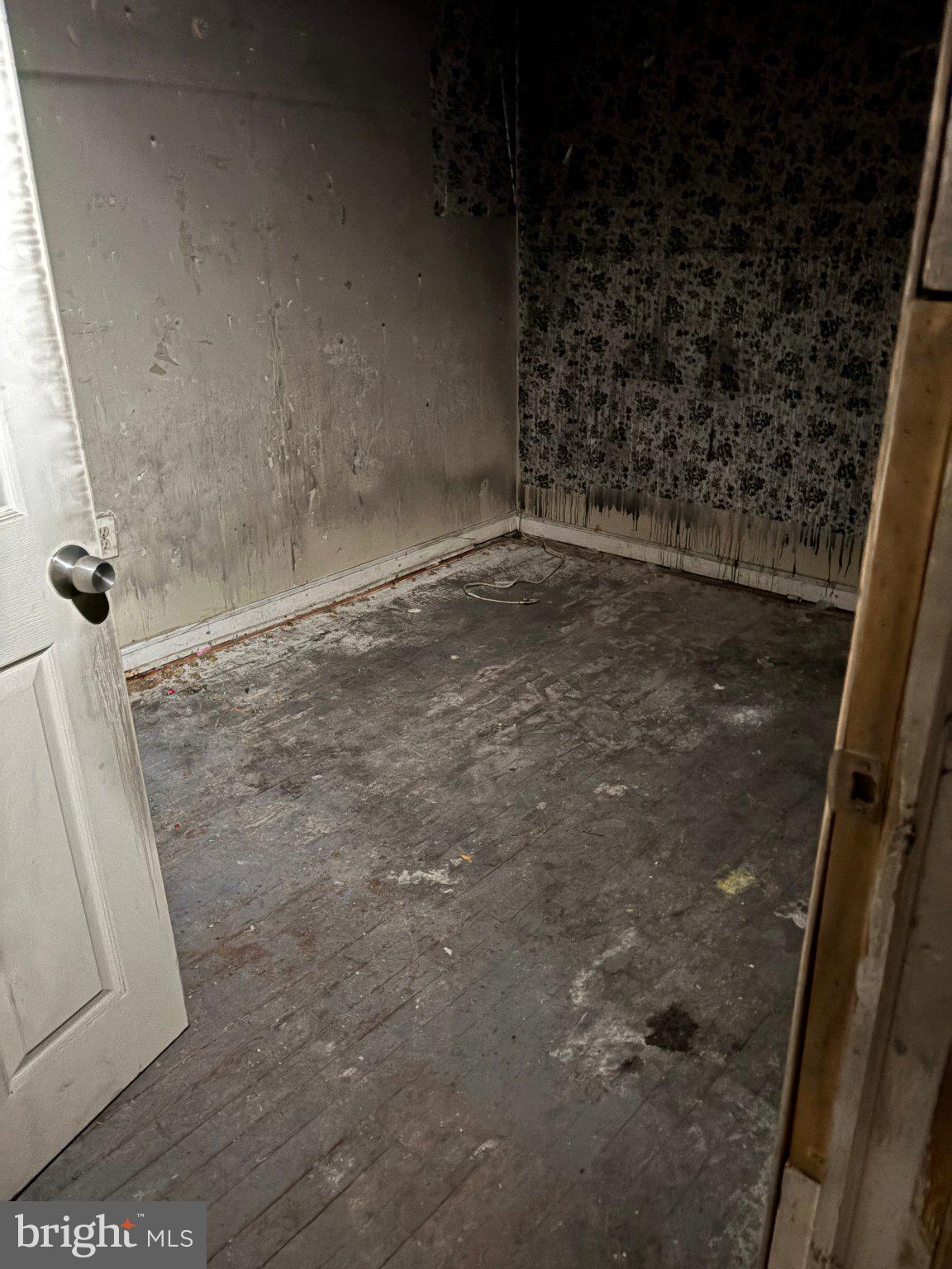 KENSINGTON - Residential