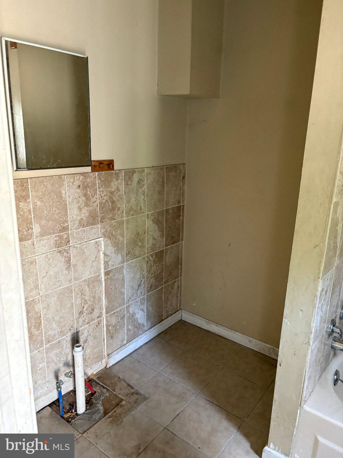 KENSINGTON - Residential