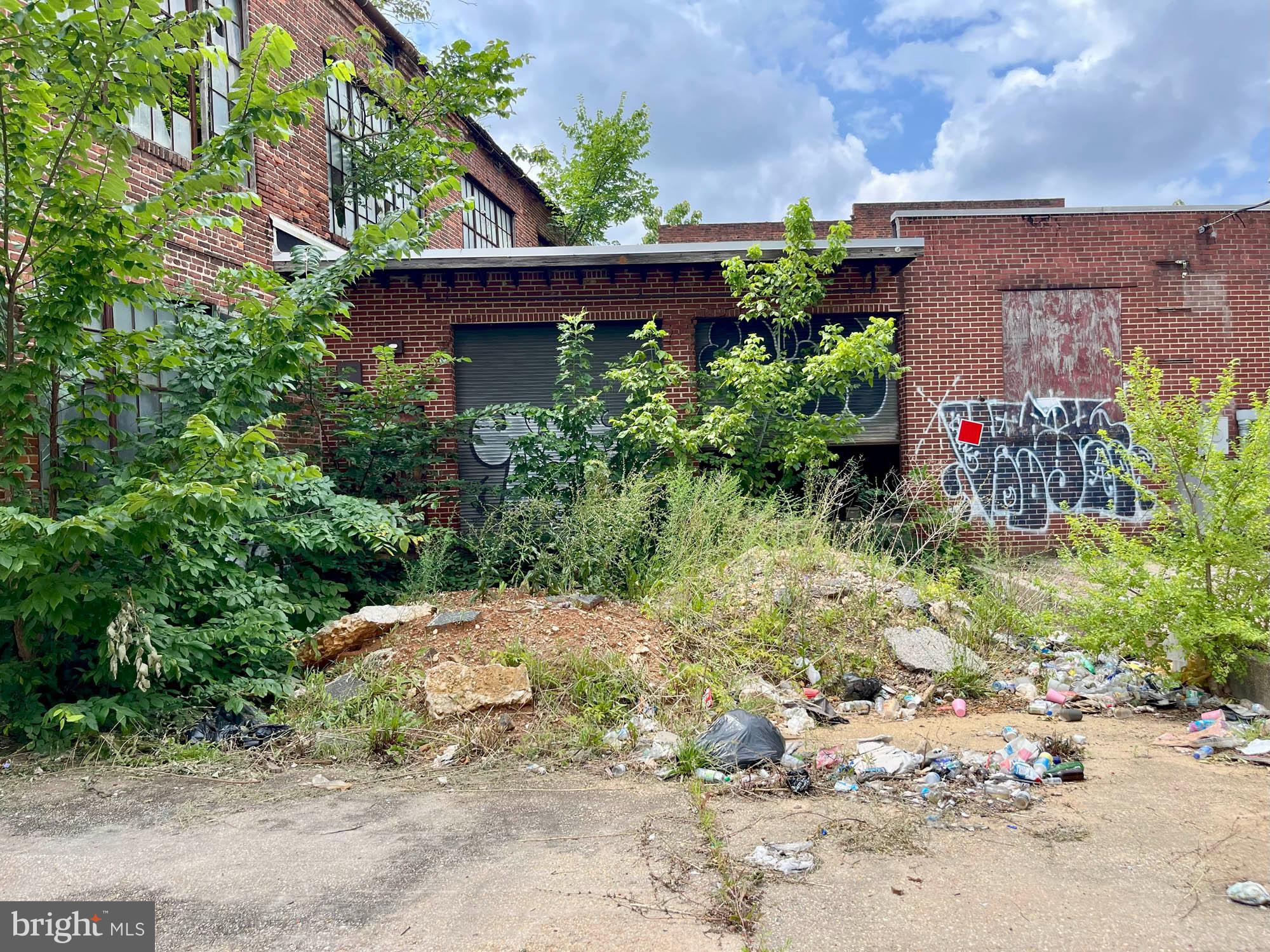 FRANKLINTOWN ROAD - Commercial Sale