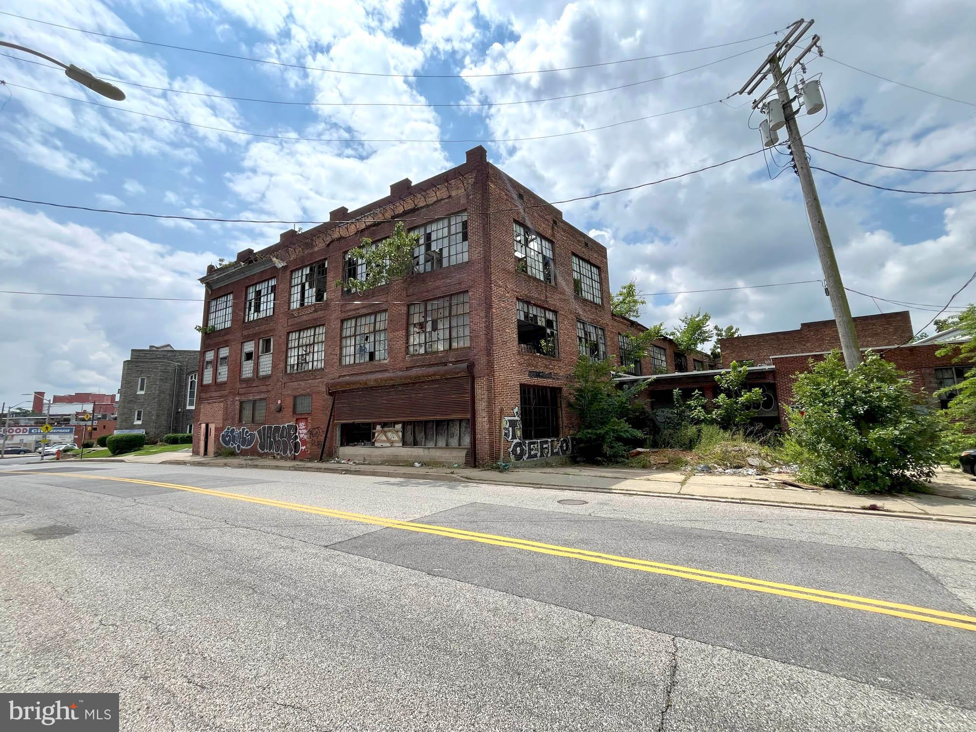 FRANKLINTOWN ROAD - Commercial Sale