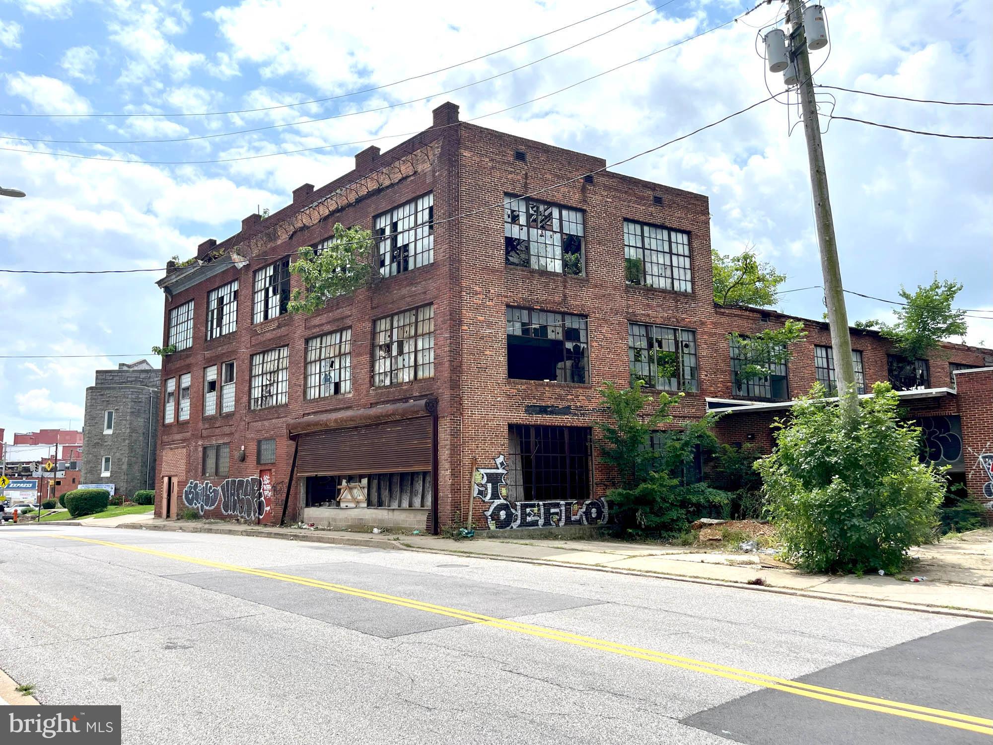 FRANKLINTOWN ROAD - Commercial Sale