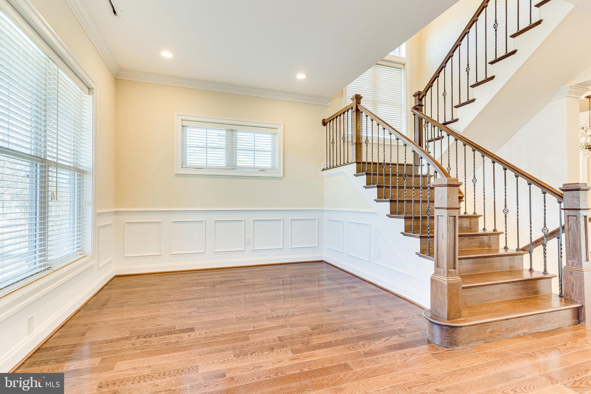 PIMMIT HILLS - Residential