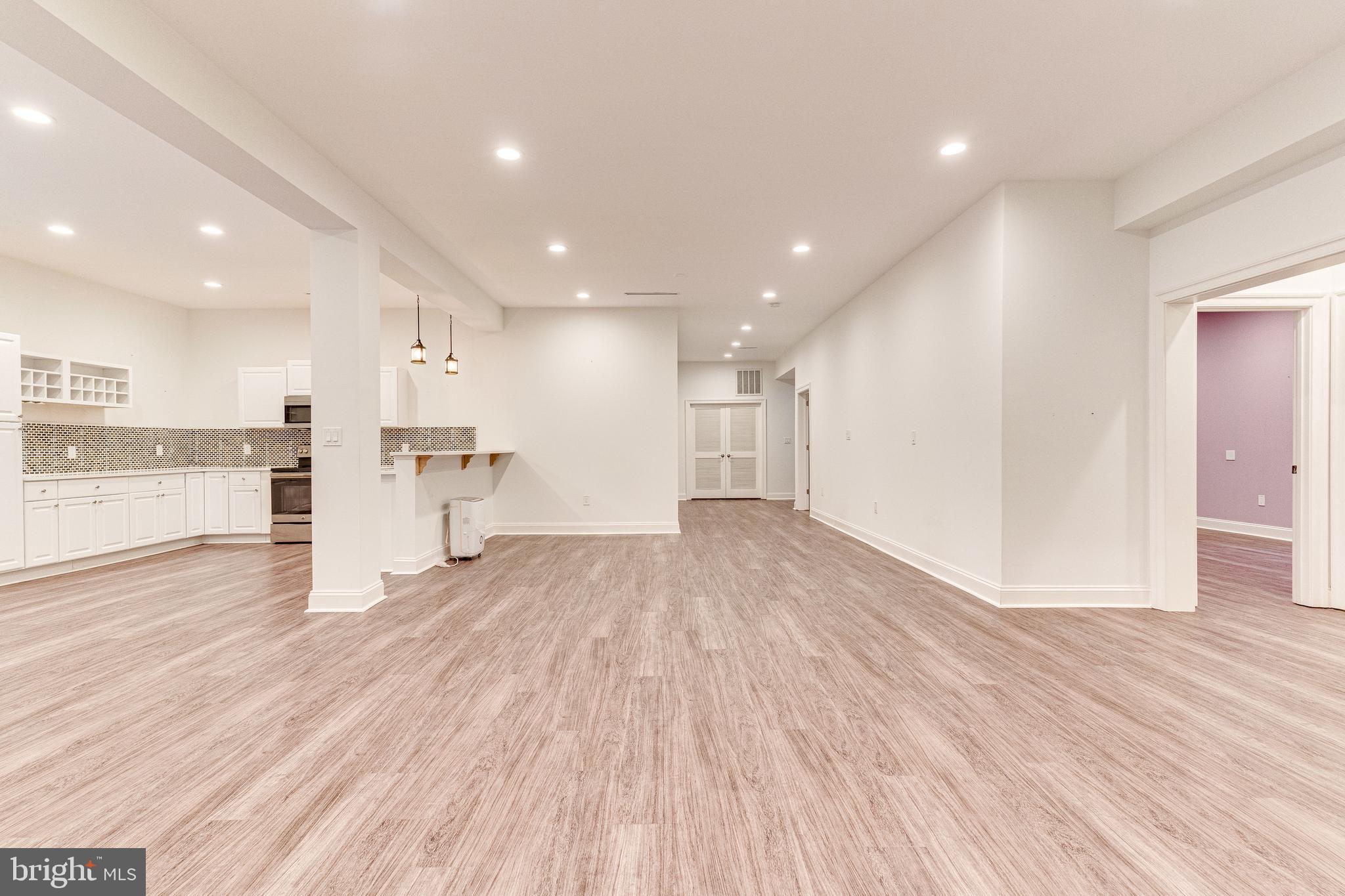 PIMMIT HILLS - Residential