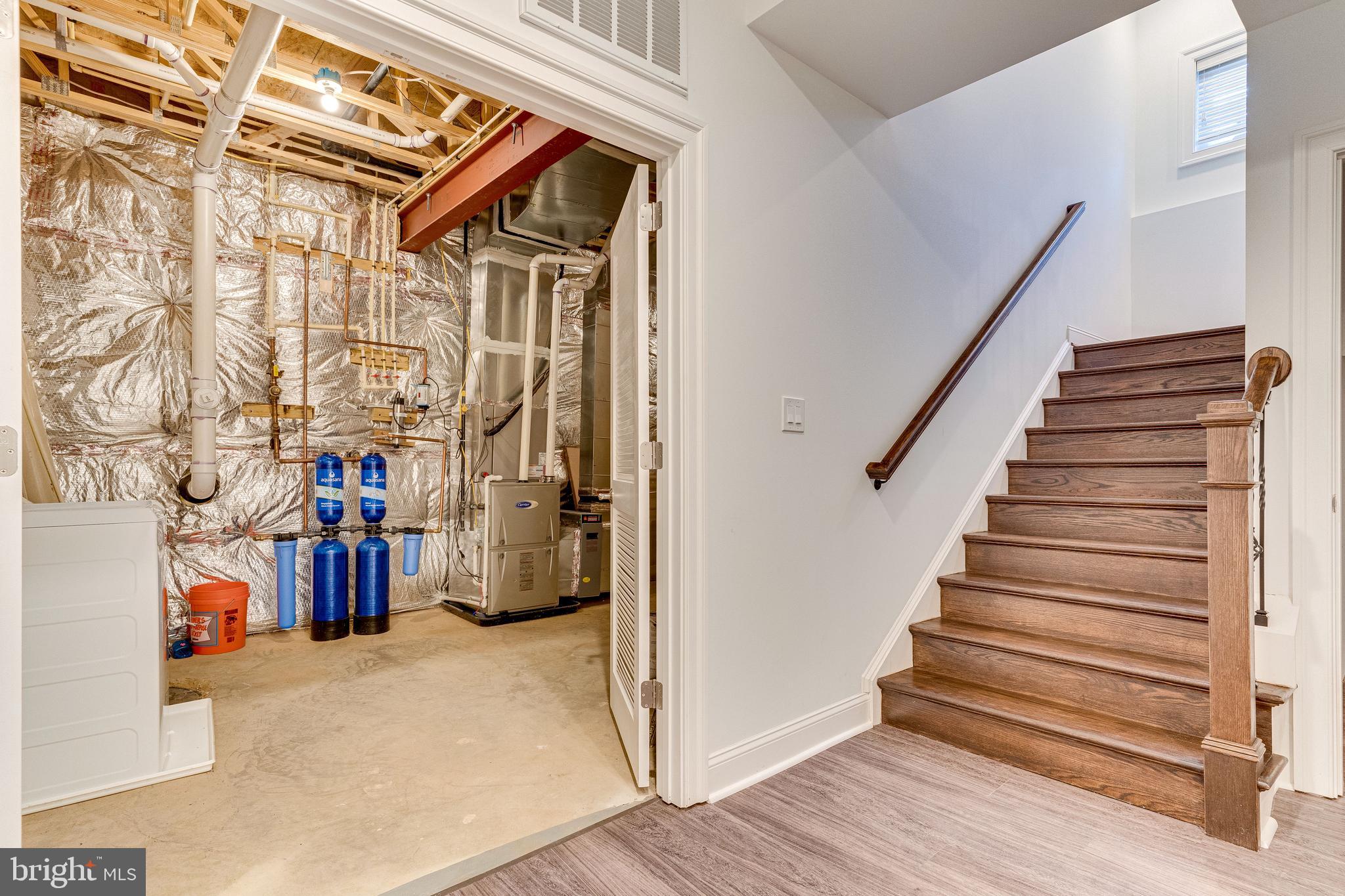 PIMMIT HILLS - Residential