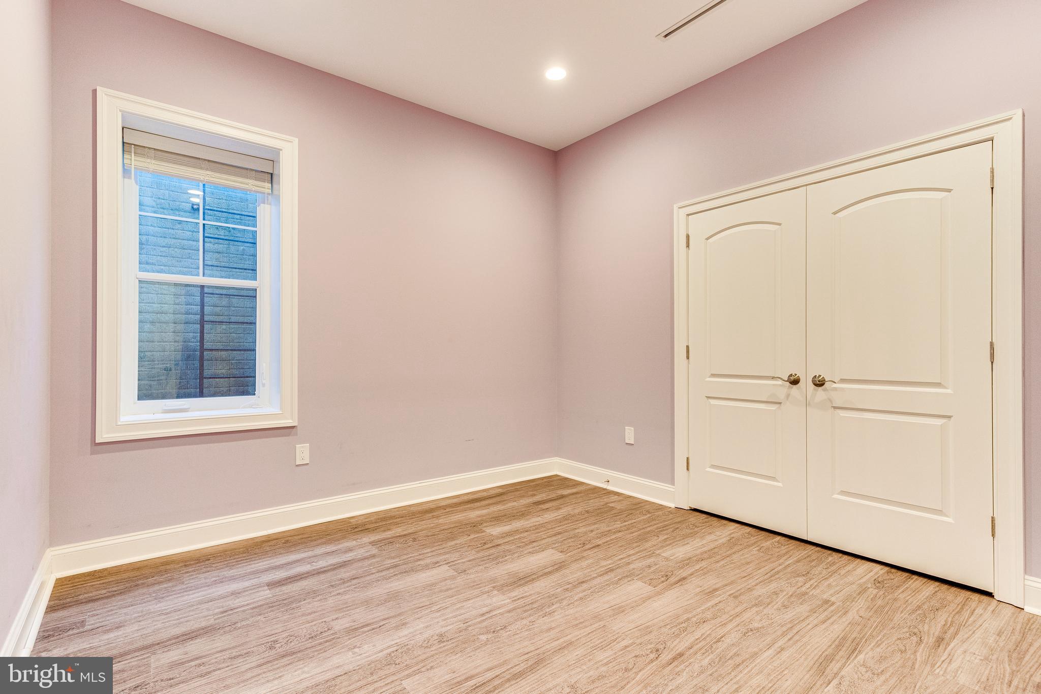 PIMMIT HILLS - Residential