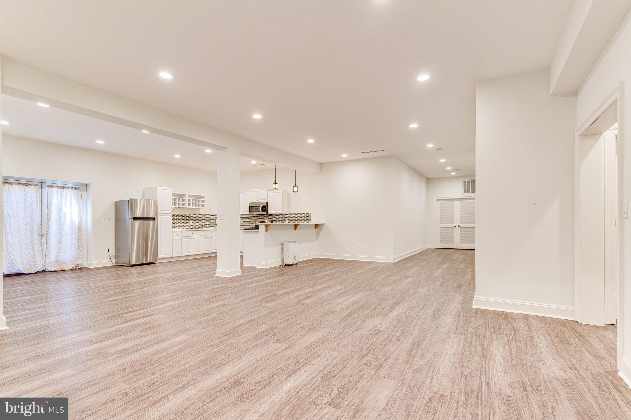 PIMMIT HILLS - Residential