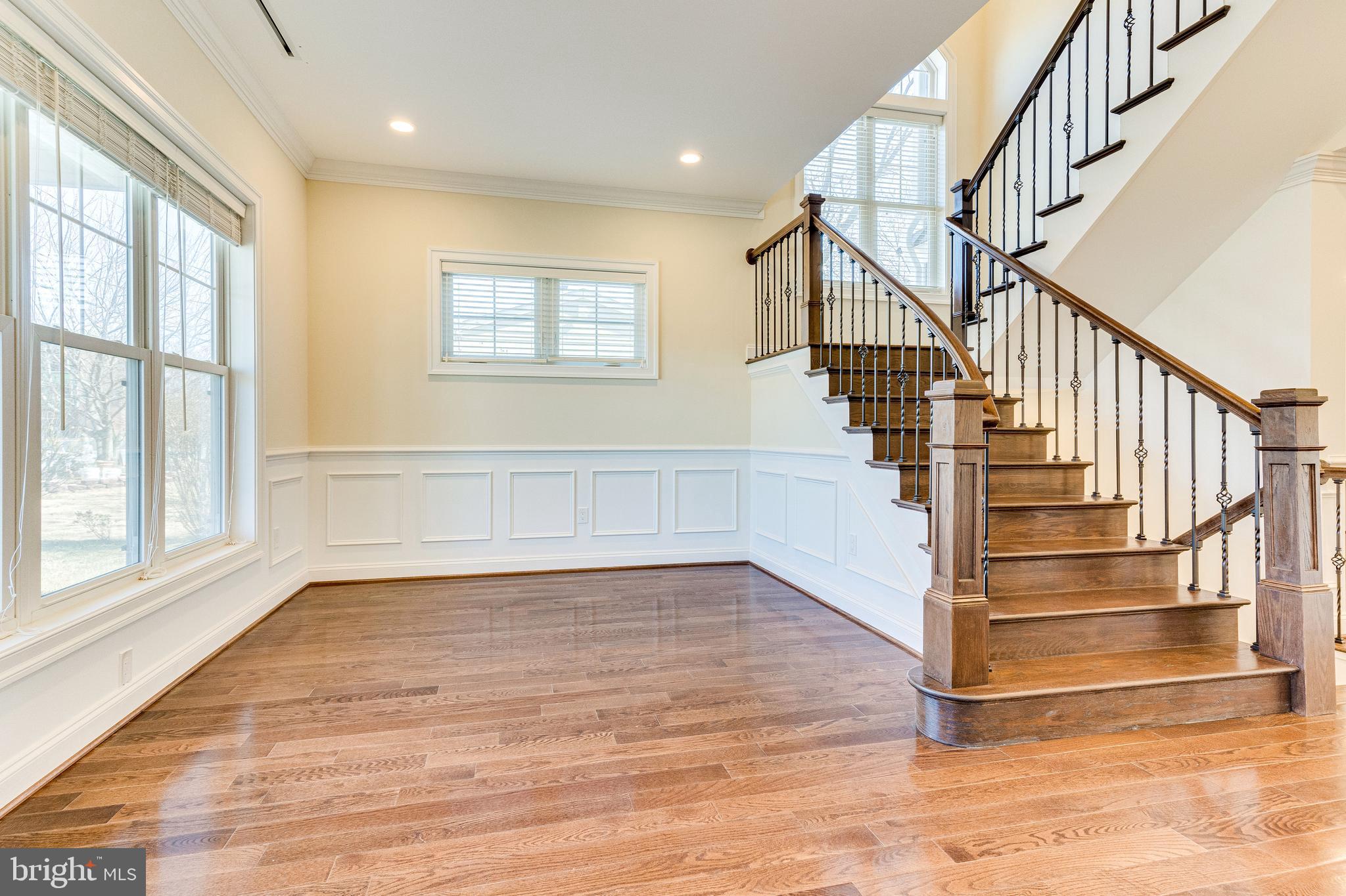 PIMMIT HILLS - Residential