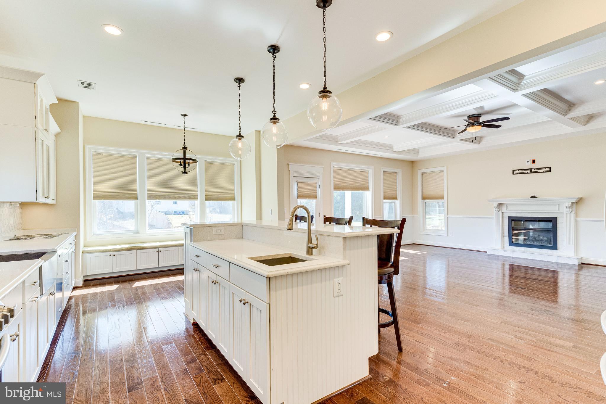 PIMMIT HILLS - Residential